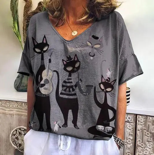 Summer Short Sleeve T-Shirt with Kitten Graphic